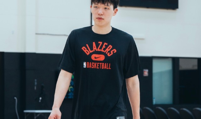 杨瀚森8月训练曝光：参加力量技术训练5v5对抗 提升攻防速度强度