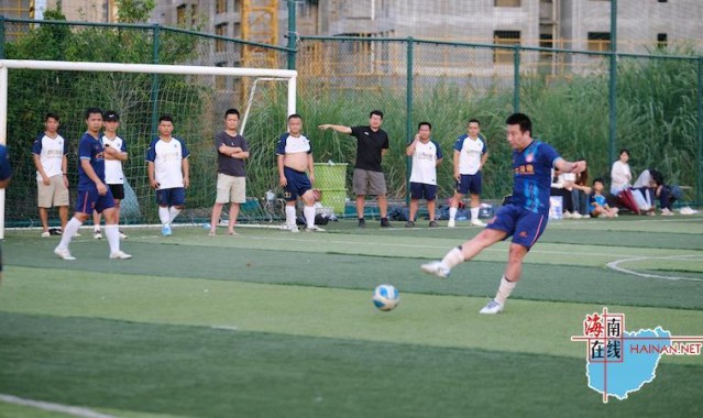 第五届海南自由贸易港全国高校海南校友足球联赛暨贵州得宝金刺梨杯圆满收官